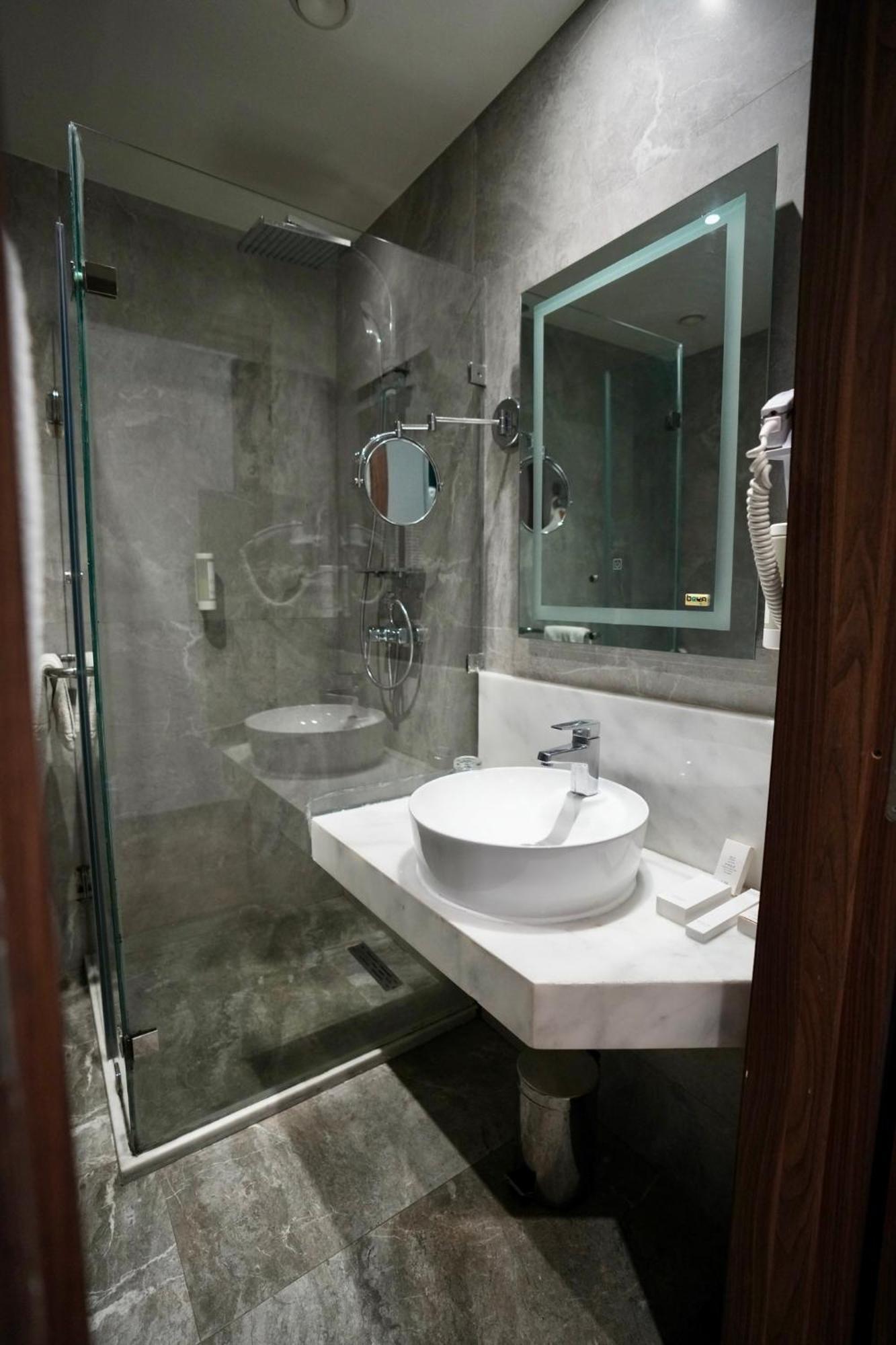 Nj Hotel Ραμπάτ Εξωτερικό φωτογραφία